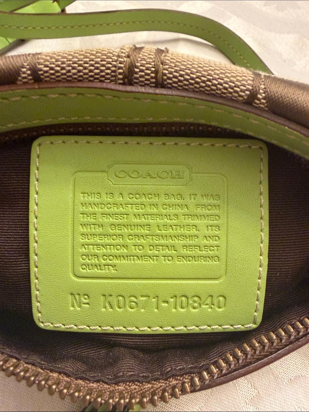 Coach VINTAGE Tan Signature Canvas Swingback Bag with Leather Lime Trim - Picture 6 of 10